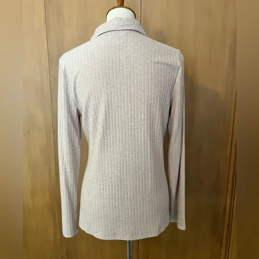 Lands’ End women’s Long Sleeve Wide Rib Button Front Polo, small, NWOT - Picture 6 of 12